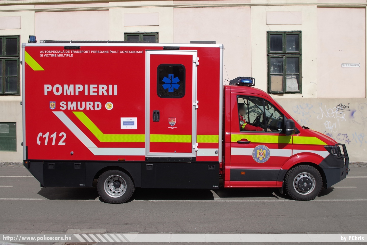 Volkswagen Crafter, Pompierii SMURD, fotó: PChris
Keywords: román Románia mentő mentőautó SMURD tûzoltó tûzoltóautó