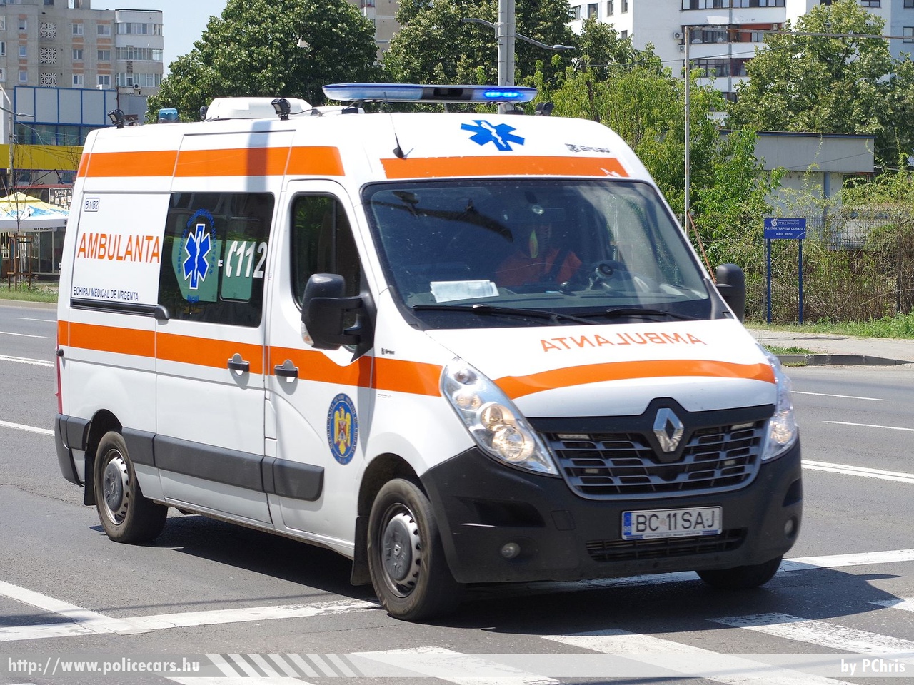 Renault Master, Serviciul de Ambulanţă Judeţean Bacau, fotó: PChris
Keywords: román Románia mentő mentőautó romanian Romania ambulance ambulanta