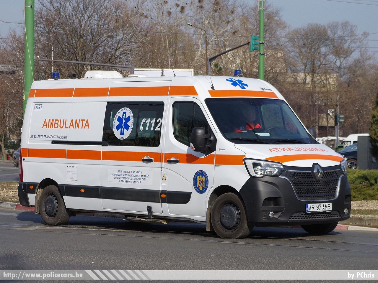 Renault Master, Serviciul de Ambulanţă Judeţean Arad, fotó: PChris
Keywords: román Románia mentő mentőautó romanian Romania ambulance ambulanta