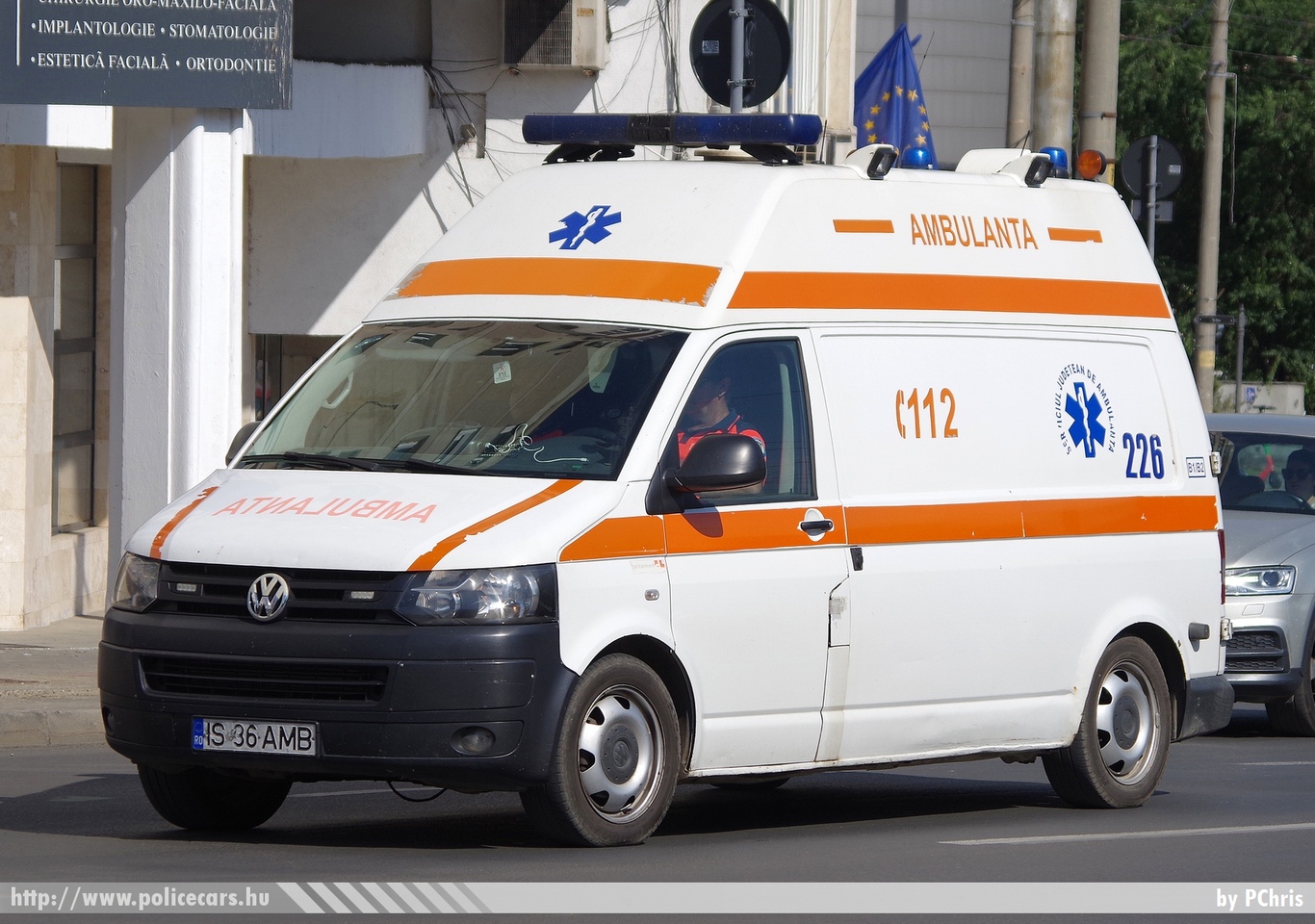 Volkswagen Transporter, Ambulanta, fotó: PChris
Keywords: román Románia mentő mentőautó romanian Romania ambulance ambulanta