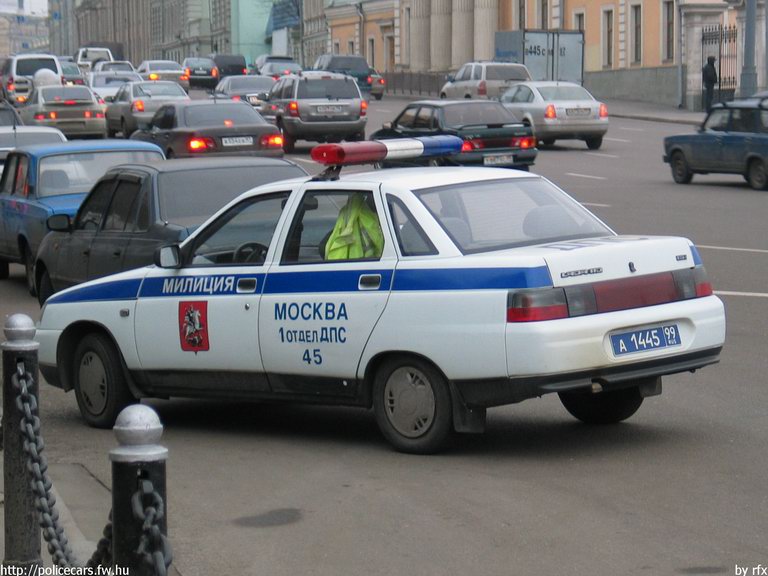Lada VAZ 2110, fotó: rfx
Keywords: Oroszország orosz rendőr rendőrautó rendőrség