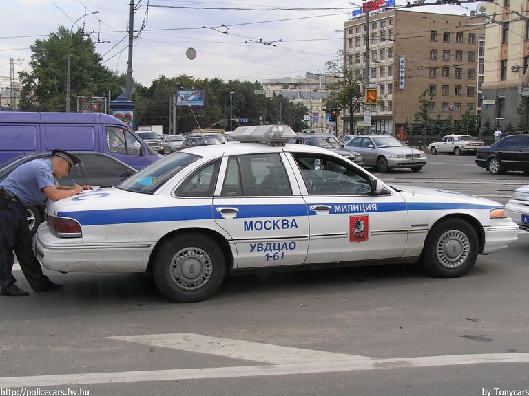 Ford Crown Victoria, fotó: Tonycars
Keywords: Oroszország orosz rendőr rendőrautó rendőrség