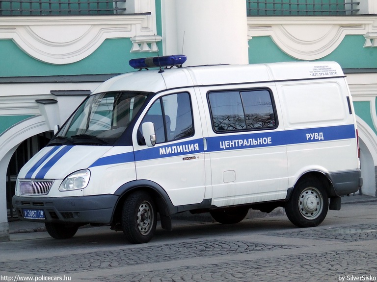 GAZ Sobol, fotó: SilverSisko
Keywords: rendőr rendőrautó rendőrség orosz Oroszország
