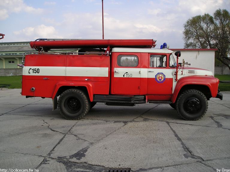 Zil 130, fotó: Ürge
Keywords: Szlovákia szlovák tûzoltó tûzoltóautó tûzoltóság fire firetruck Slovakia slovakian