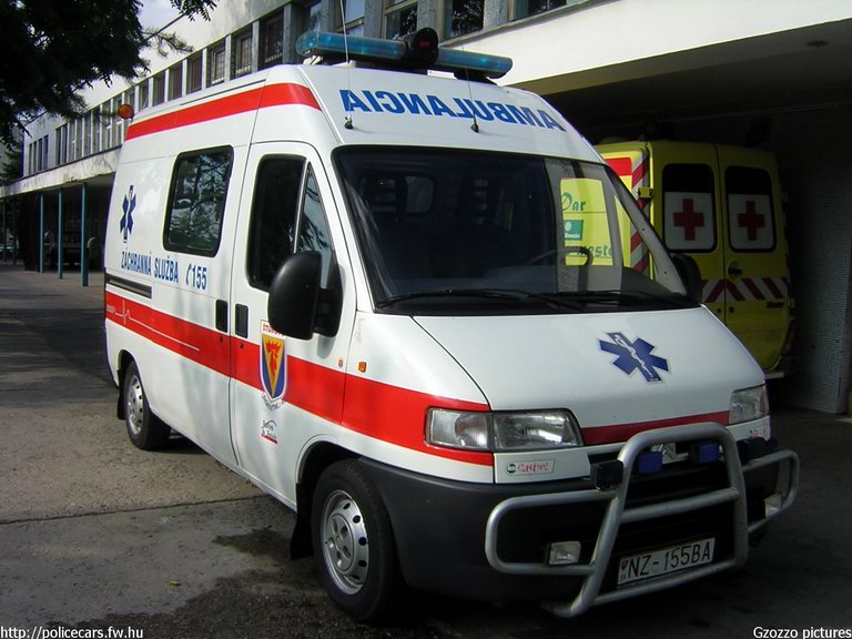 Fiat Ducato, fotó: Gzozzo pictures
Keywords: Szlovákia szlovák mentő mentőautó ambulance Slovakia slovakian