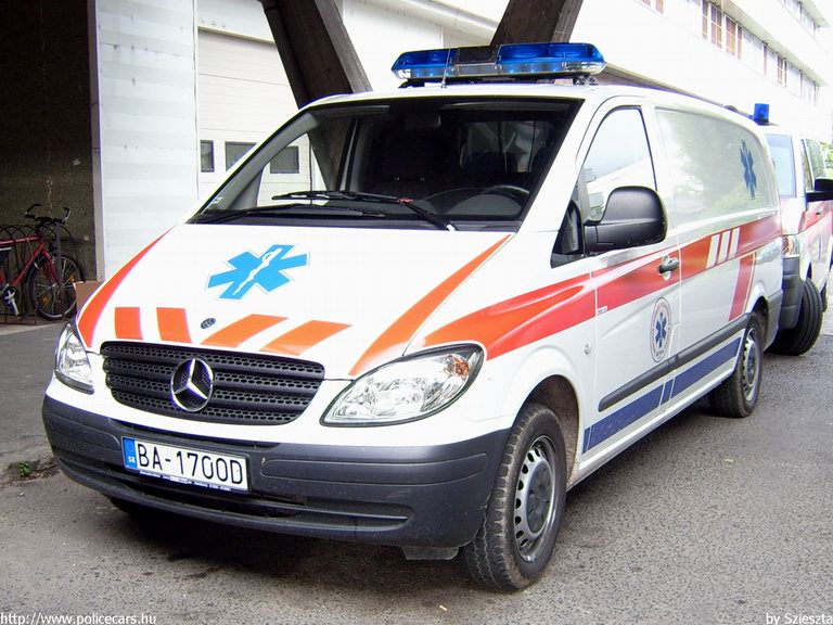 Mercedes Vito, fotó: Szieszta
Keywords: Szlovákia szlovák mentő mentőautó ambulance Slovakia slovakian