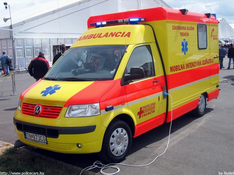 Volkswagen Transporter T5, fotó: Nudel
Keywords: Szlovákia szlovák mentő mentőautó ambulance Slovakia slovakian