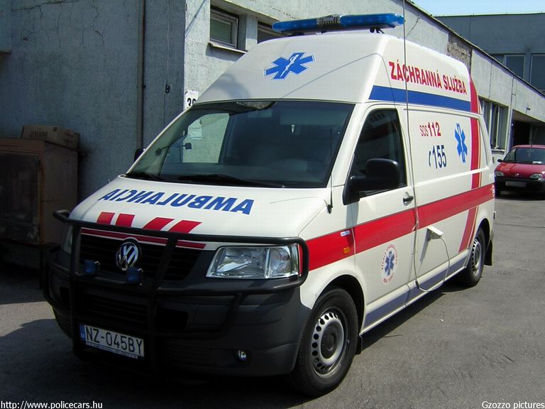 Volkswagen Transporter T5, fotó: Gzozzo pictures
Keywords: Szlovákia szlovák mentő mentőautó ambulance Slovakia slovakian