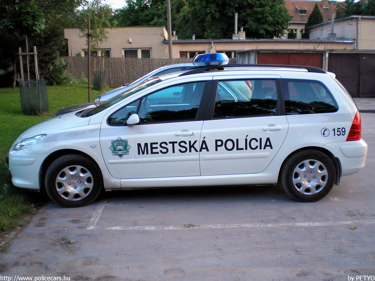 Peugeot 307, fotó: PETYO
Keywords: Szlovákia szlovák rendőrség rendőrautó rendőr police policecar Slovakia slovakian