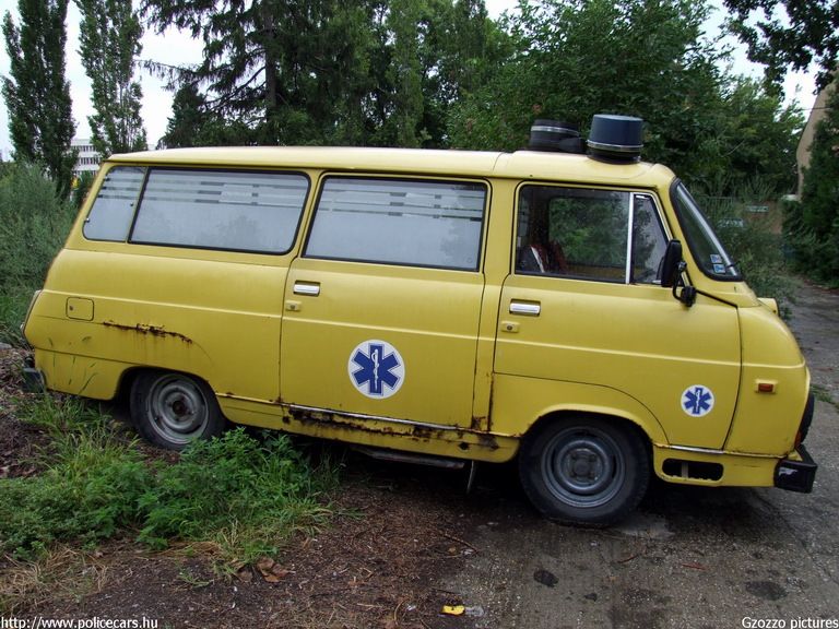 Taz Skoda 1203, fotó: Gzozzo pictures
Keywords: Szlovákia szlovák mentő mentőautó ambulance Slovakia slovakian