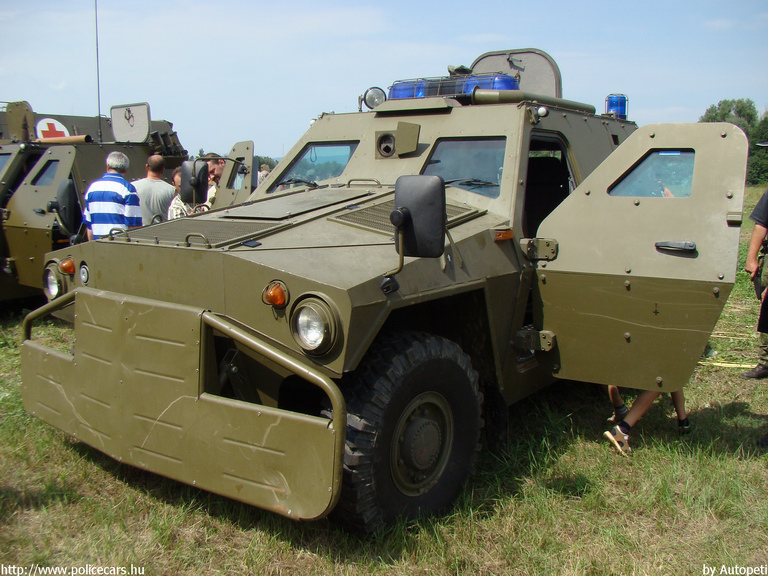 Aligator, fotó: Autopeti
Keywords: Szlovákia szlovák katonai Slovakia slovakian military
