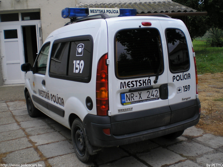 Renault Kangoo, fotó: PETYO
Keywords: Szlovákia szlovák rendőrség rendőrautó rendőr police policecar Slovakia slovakian