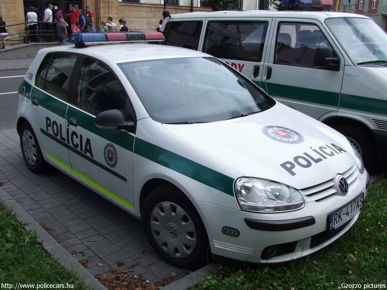 Volkswagen Golf V, fotó: Gzozzo pictures
Keywords: Szlovákia szlovák rendőrség rendőrautó rendőr police policecar Slovakia slovakian