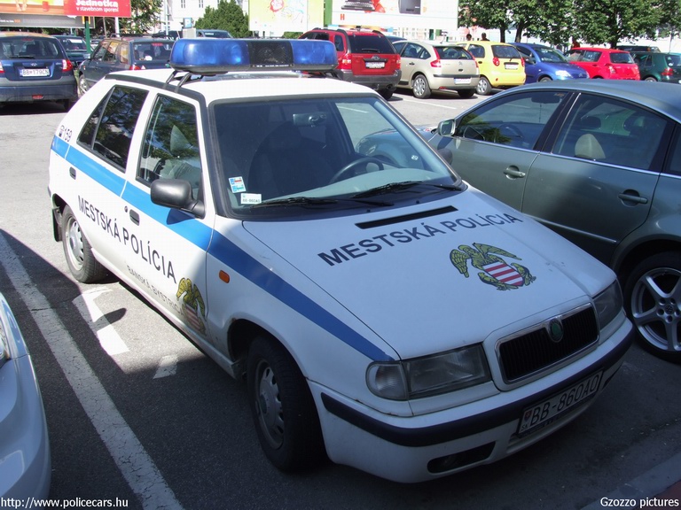 Skoda Felicia, fotó: Gzozzo pictures
Keywords: Szlovákia szlovák rendőrség rendőrautó rendőr police policecar Slovakia slovakian