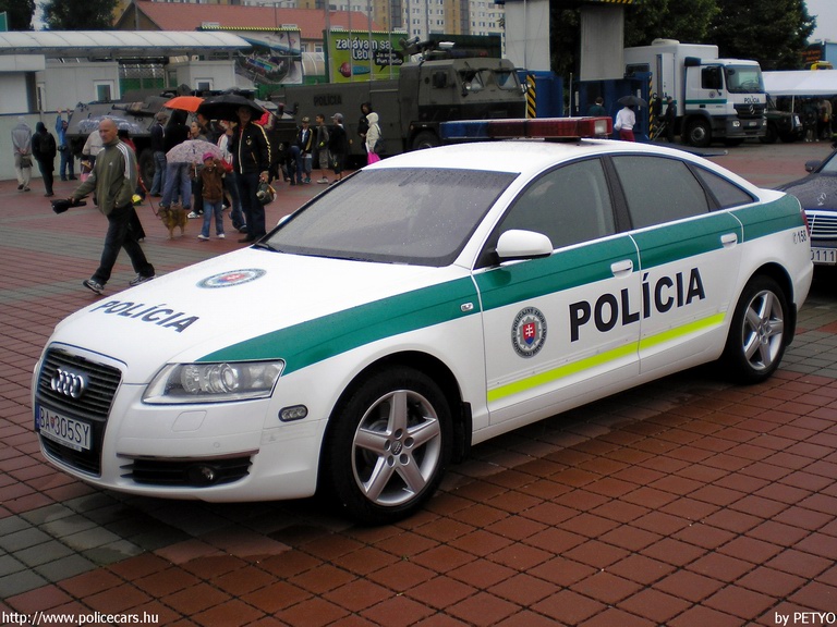 Audi A6, fotó: PETYO
Keywords: Szlovákia szlovák rendőrség rendőrautó rendőr police policecar Slovakia slovakian
