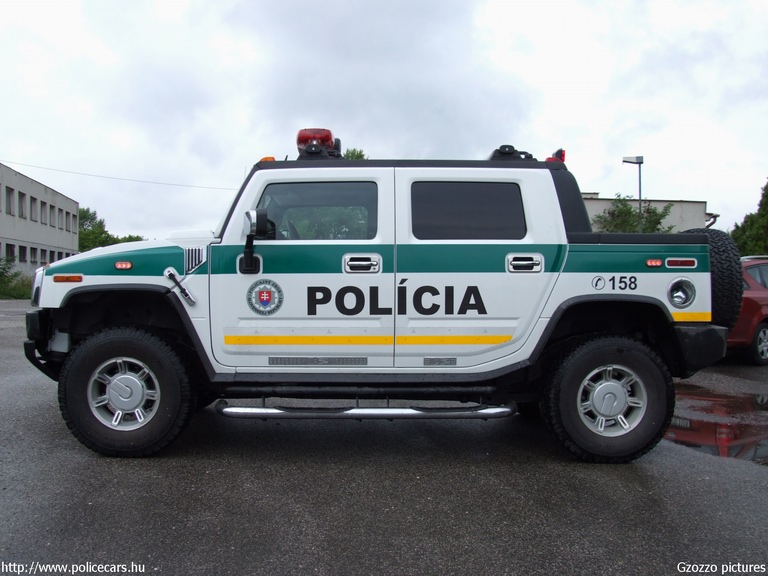 Hummer H2, fotó: Gzozzo pictures
Keywords: Szlovákia szlovák rendőrség rendőrautó rendőr police policecar Slovakia slovakian