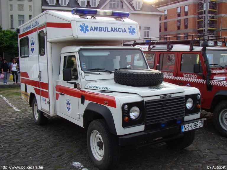 Land Rover Defender, fotó: Autopeti
Keywords: Szlovákia szlovák mentő mentőautó ambulance Slovakia slovakian