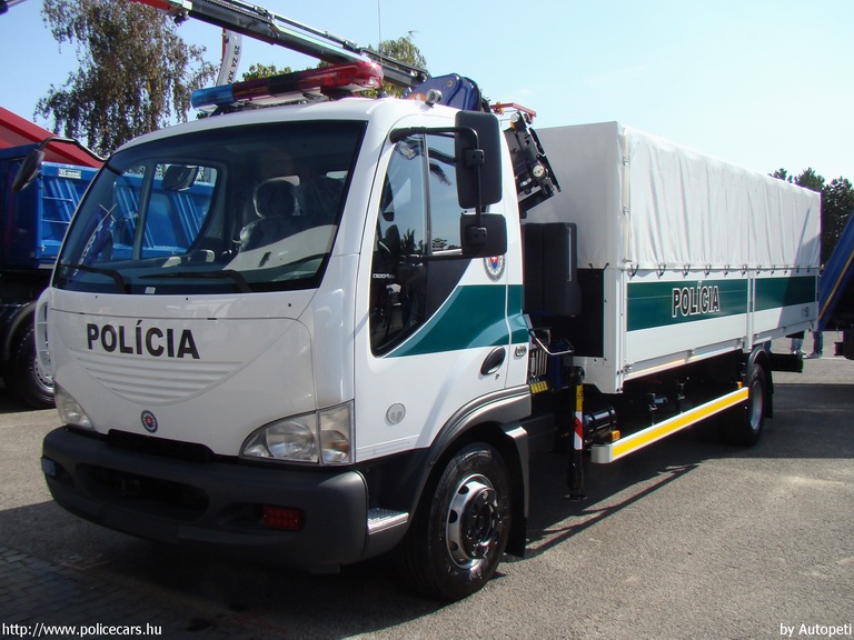 AVIA, fotó: Autopeti
Keywords: Szlovákia szlovák rendőrség rendőrautó rendőr police policecar Slovakia slovakian