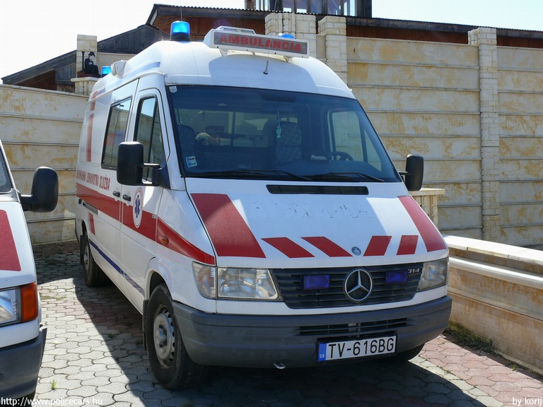 Mercedes-Benz Sprinter 314, fotó: korij
Keywords: szlovák Szlovákia mentő mentőautó ambulance Slovakia slovakian