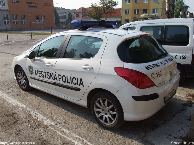 Peugeot 308, fotó: Gzozzo pictures
Keywords: szlovák Szlovákia rendőr rendőrautó rendőrség police policecar Slovakia slovakian