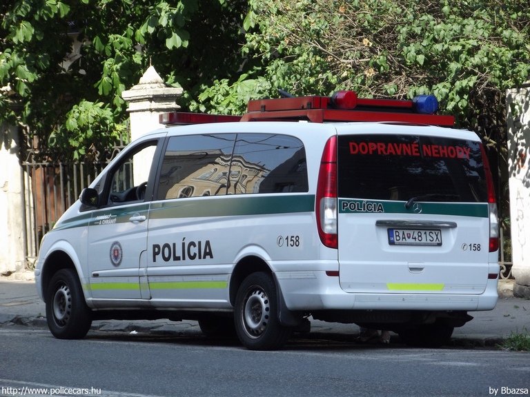 Mercedes-Benz Vito, fotó: Bbazsa
Keywords: szlovák Szlovákia rendőr rendőrautó rendőrség police policecar Slovakia slovakian