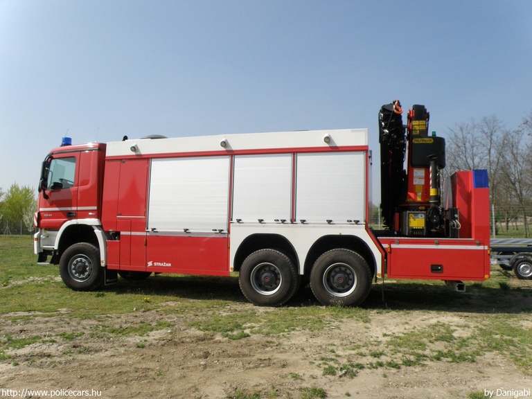 Mercedes-Benz Actros 3341, fotó: Danigabi
Keywords: tûzoltóautó tûzoltó tûzoltóság szlovák Szlovákia fire firetruck Slovakia slovakian