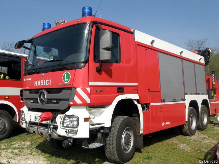 Mercedes-Benz Actros 3341, fotó: Danigabi
Keywords: tûzoltóautó tûzoltó tûzoltóság szlovák Szlovákia fire firetruck Slovakia slovakian