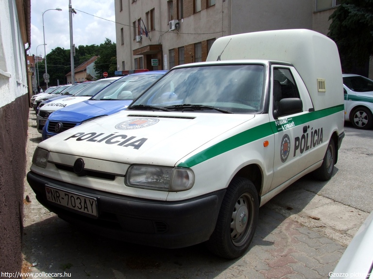 Skoda Felicia Pickup, fotó: Gzozzo pictures
Keywords: rendőrautó rendőr rendőrség szlovák Szlovákia NR-703AY police policecar Slovakia slovakian