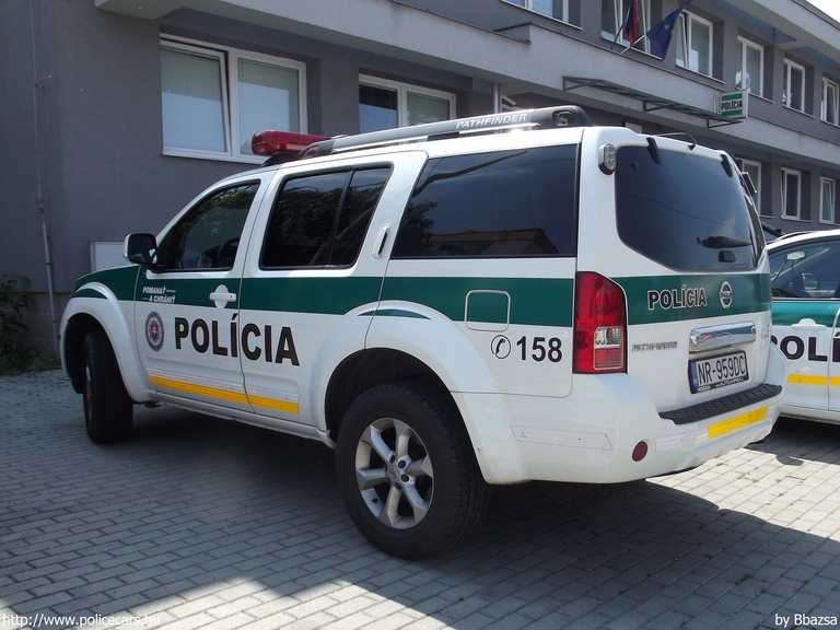 Nissan Pathfinder, fotó: Bbazsa
Keywords: rendőrautó rendőr rendőrség szlovák Szlovákia NR-959DC police policecar Slovakia slovakian