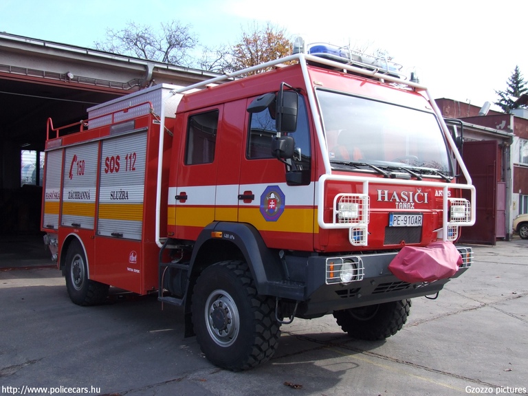 Tanax STA Aktis 4x4 CAS 24, Simony (Partizánske), fotó: Gzozzo pictures
Keywords: tûzoltóautó tûzoltó tûzoltóság szlovák Szlovákia PE-910AR fire firetruck Slovakia slovakian