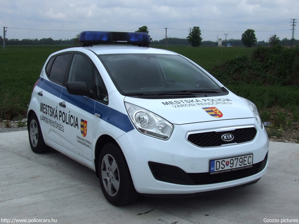 Kia Venga, Dunaszerdahely (Dunajska Streda), fotó: Gzozzo pictures
Keywords: szlovák Szlovákia rendőr rendőrautó rendőrség DS-979EC police policecar Slovakia slovakian