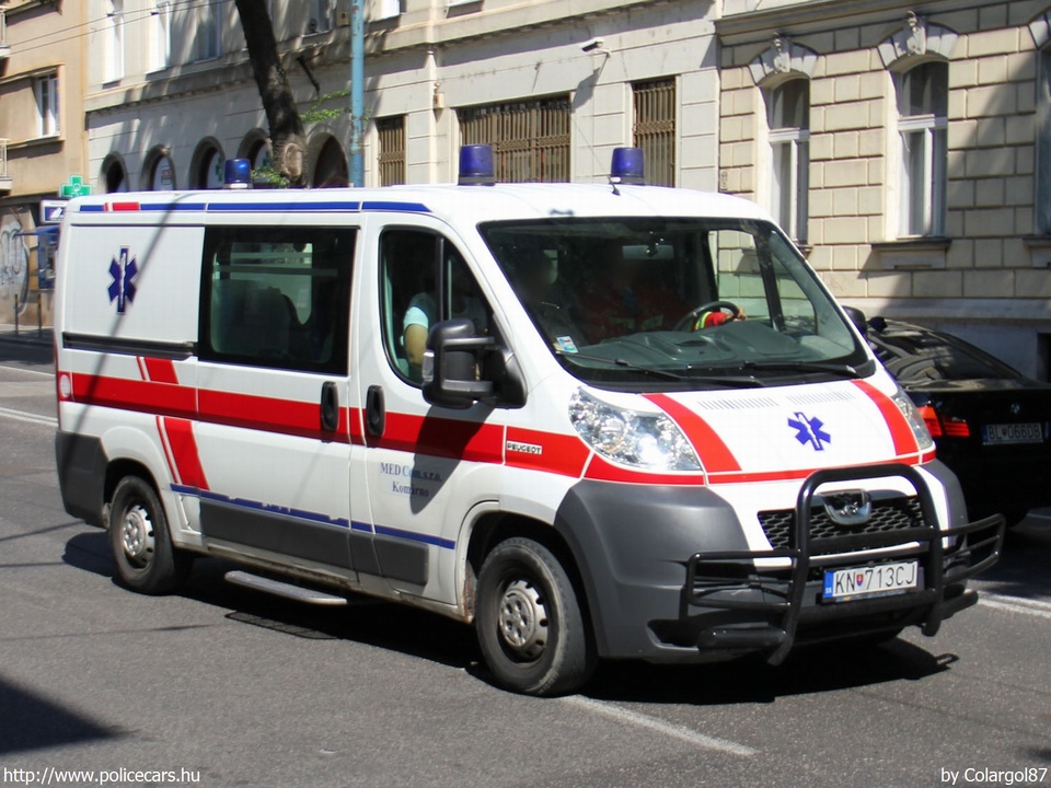 Peugeot Boxer, fotó: Colargol87
Keywords: mentő mentőautó szlovák Szlovákia KN-713CJ ambulance Slovakia slovakian