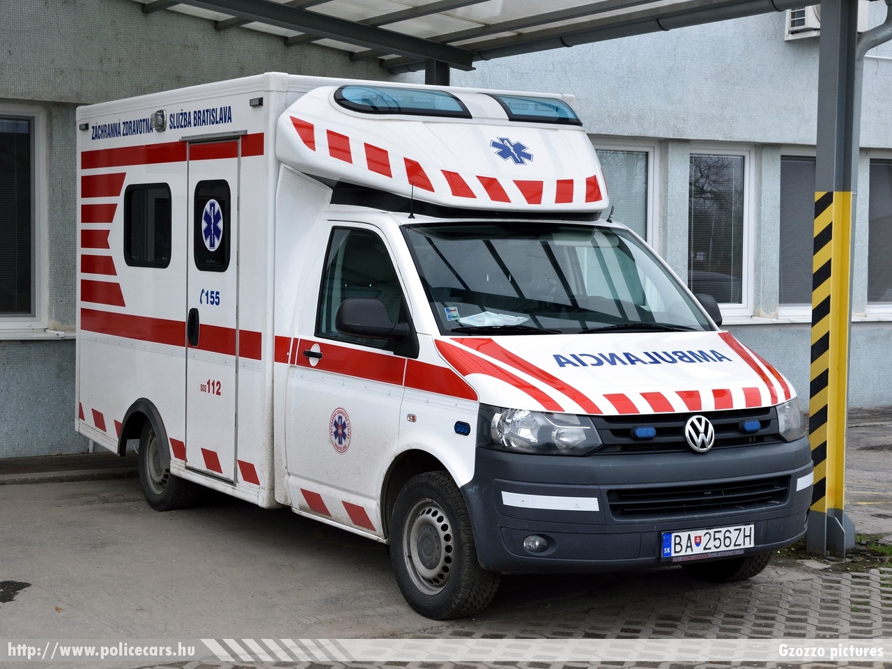 Volkswagen Transporter T5 facelift, fotó: Gzozzo pictures
Keywords: mentő mentőautó szlovák Szlovákia ambulance Slovakia slovakian BA-256ZH