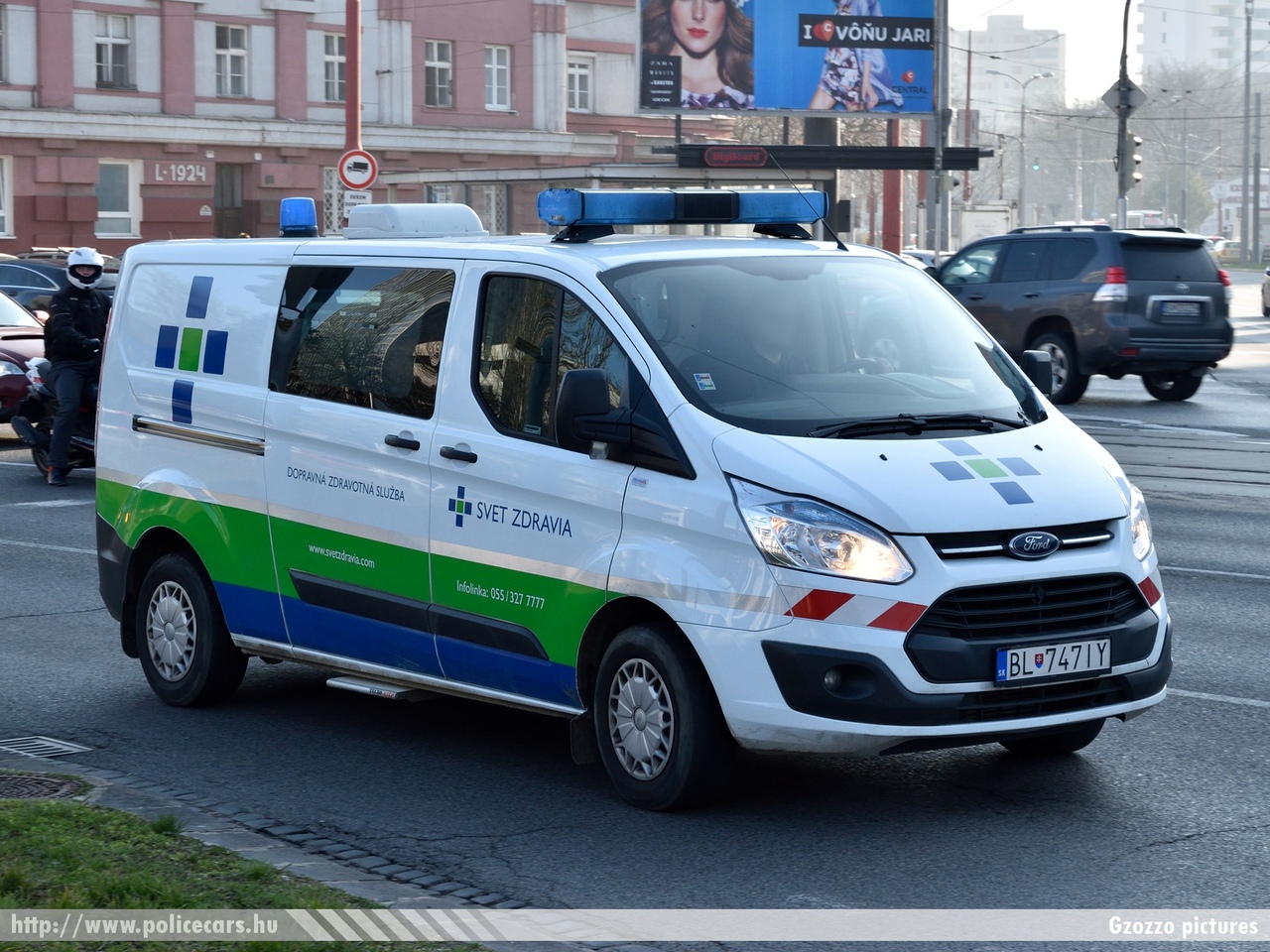 Ford Tourneo Custom, fotó: Gzozzo pictures
Keywords: mentő mentőautó szlovák Szlovákia ambulance Slovakia slovakian BL-741IY