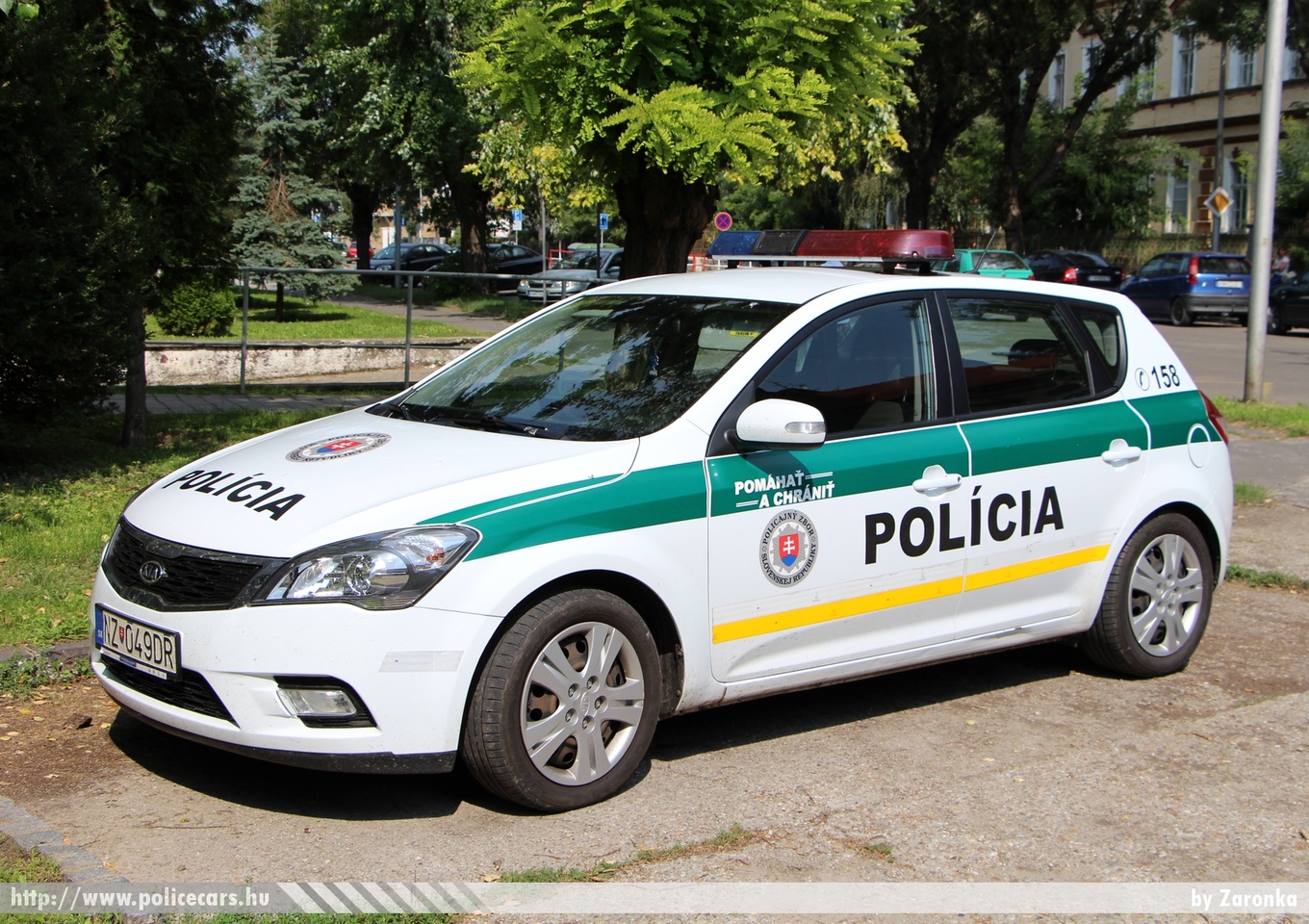 Kia Ceed, fotó: Zaronka
Keywords: szlovák Szlovákia rendőr rendőrautó rendőrség police policecar Slovakia slovakian NZ-049DR