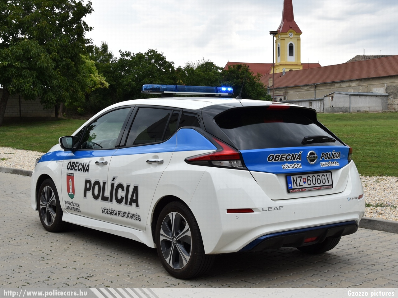Nissan Leaf, Tardoskeddi Községi Rendõrség (Obecná Polícia Tvrdosovce), fotó: Gzozzo pictures
Keywords: szlovák Szlovákia rendőr rendőrautó rendőrség police policecar Slovakia slovakian