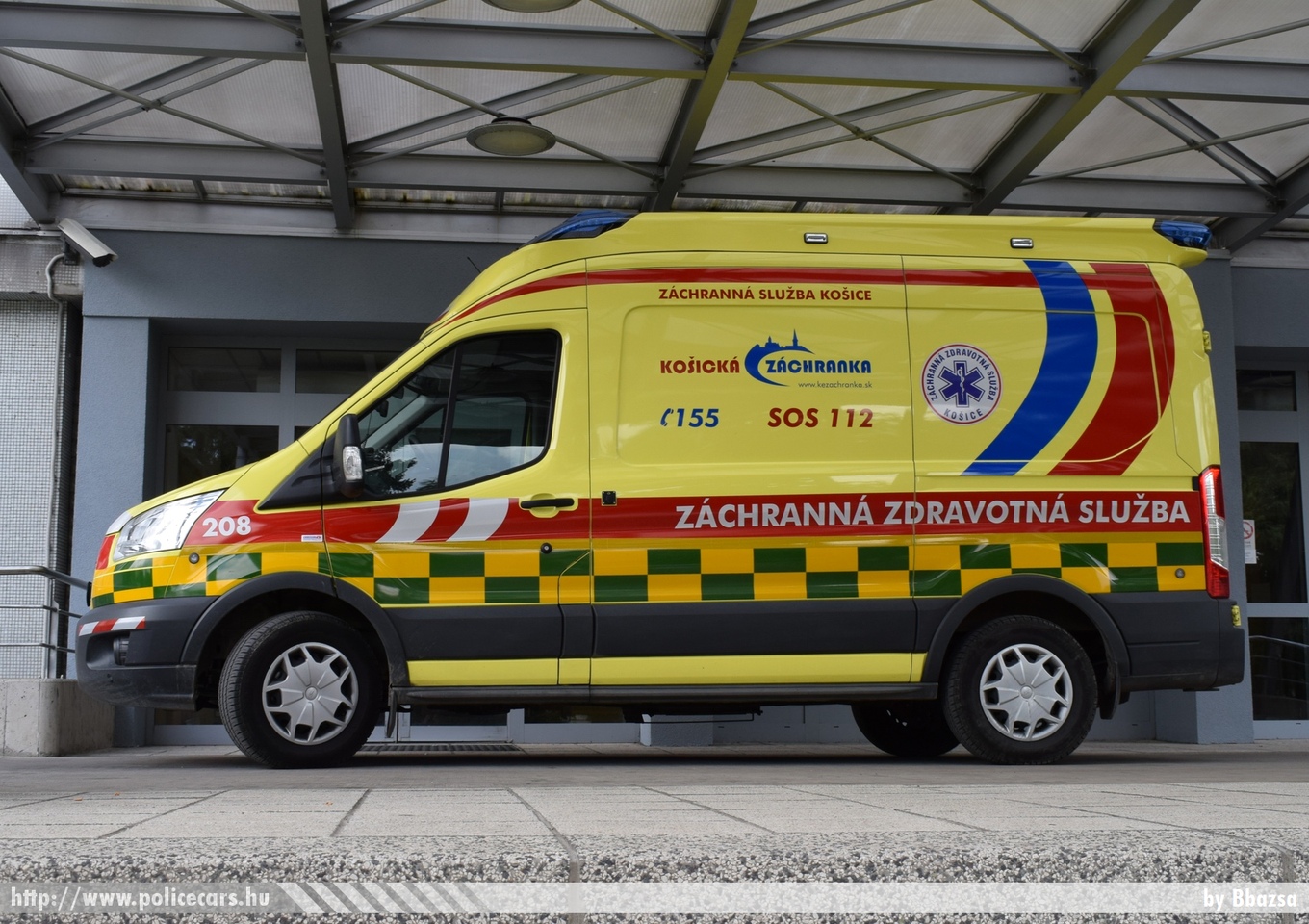 Ford Transit, fotó: Bbazsa
Keywords: szlovák Szlovákia mentő mentőautó Slovakia slovakian ambulance