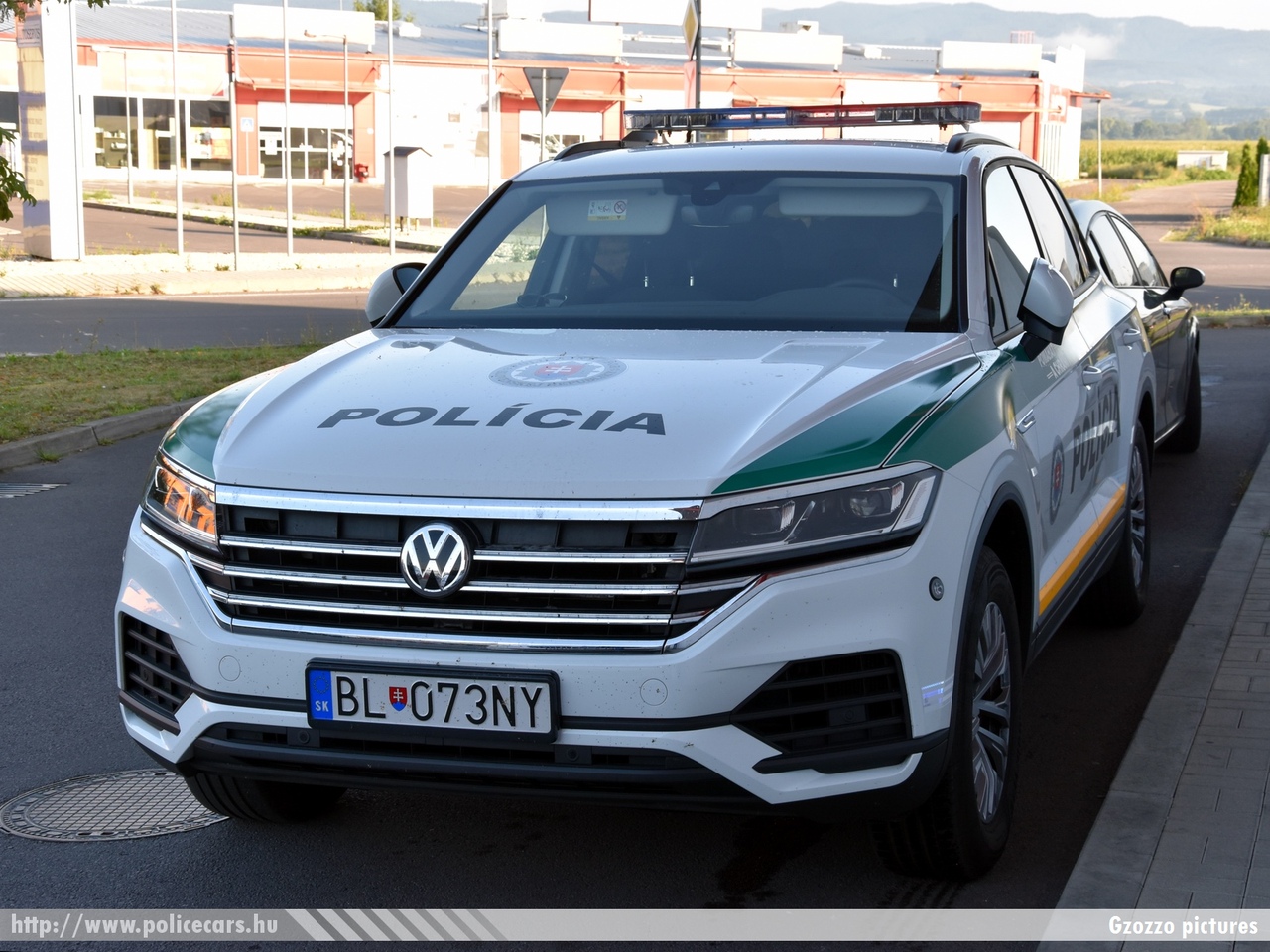 Volkswagen Touareg, fotó: Gzozzo pictures
Keywords: szlovák Szlovákia rendőr rendőrautó rendőrség police policecar Slovakia slovakian