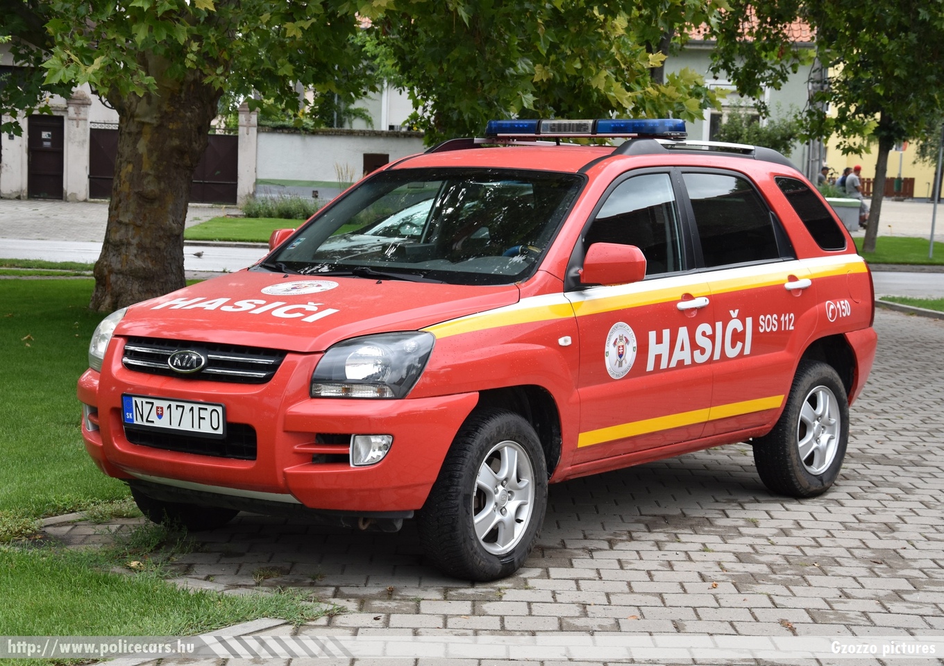 Kia Sportage, fotó: Gzozzo pictures
Keywords: Szlovákia szlovák tûzoltó tûzoltóautó tûzoltóság fire firetruck Slovakia slovakian