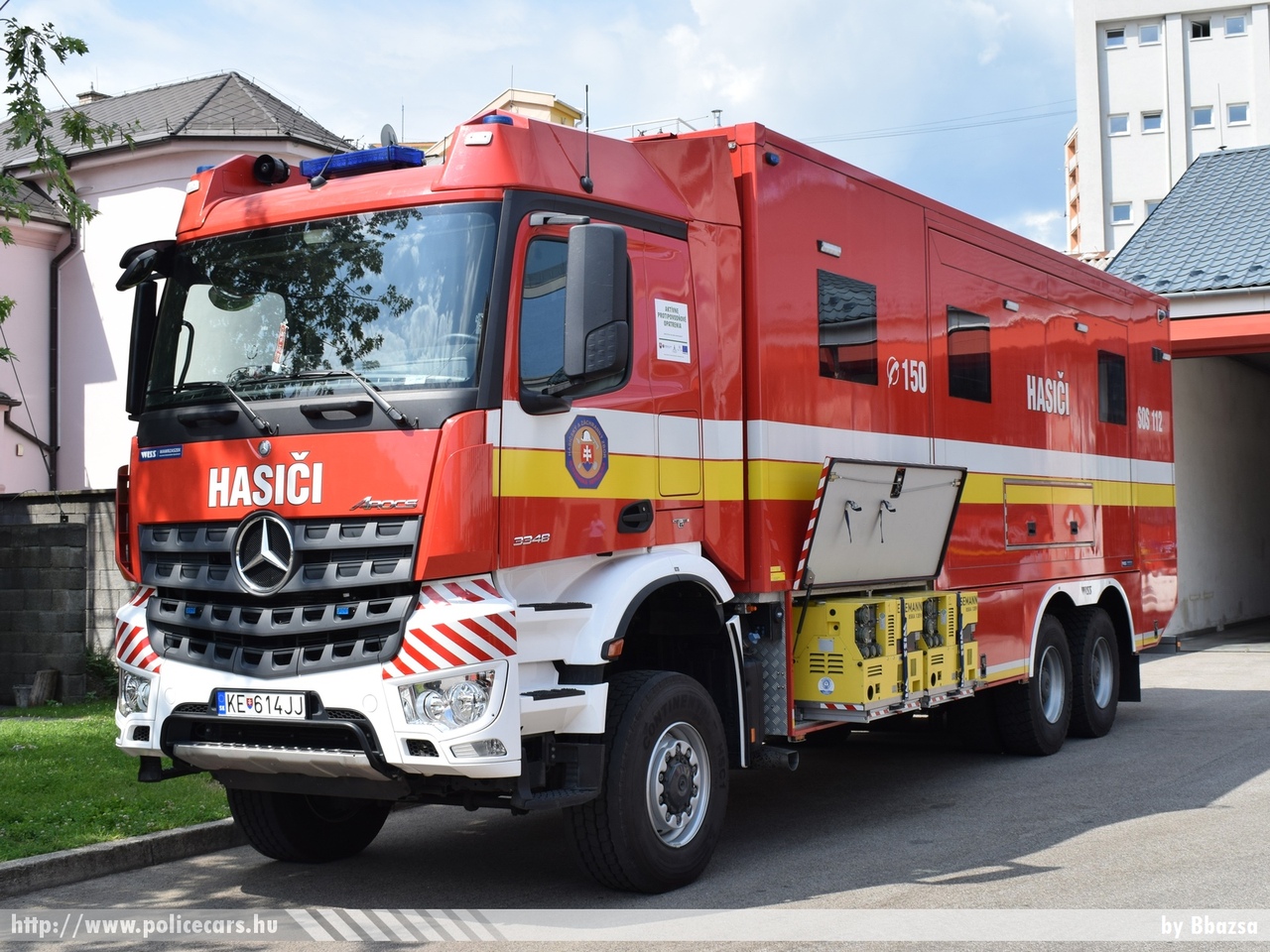 Mercedes-Benz Arocs 3348 WISS, fotó: Bbazsa
Keywords: Szlovákia szlovák tûzoltó tûzoltóautó tûzoltóság fire firetruck Slovakia slovakian