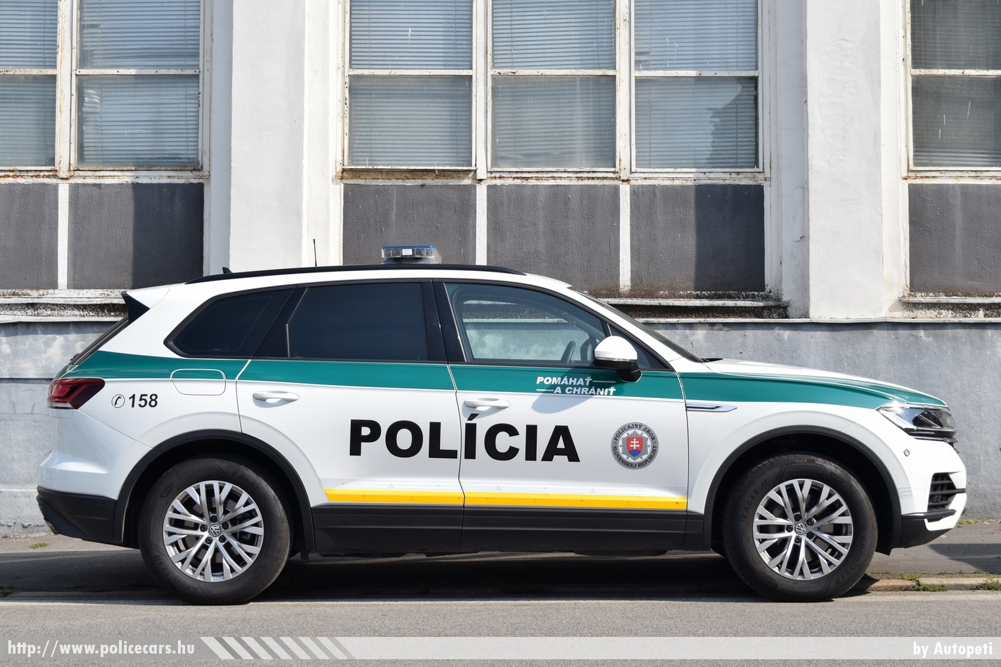 Volkswagen Touareg, fotó: Autopeti
Keywords: szlovák Szlovákia rendőr rendőrautó rendőrség police policecar Slovakia slovakian