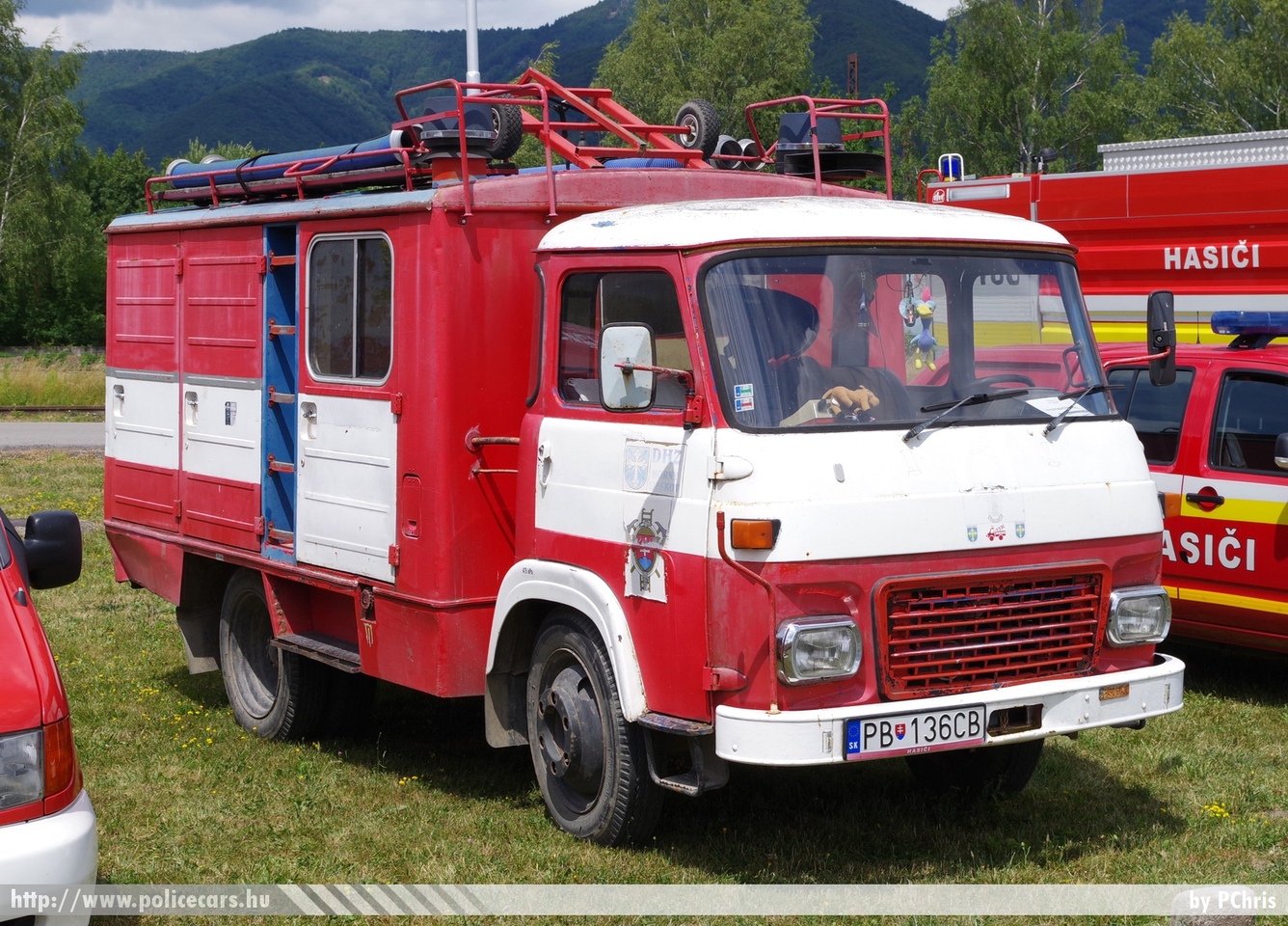 Avia A31, DHZ Horny Lieskov, fotó: PChris
Keywords: Szlovákia szlovák tûzoltó tûzoltóautó tûzoltóság fire firetruck Slovakia slovakian