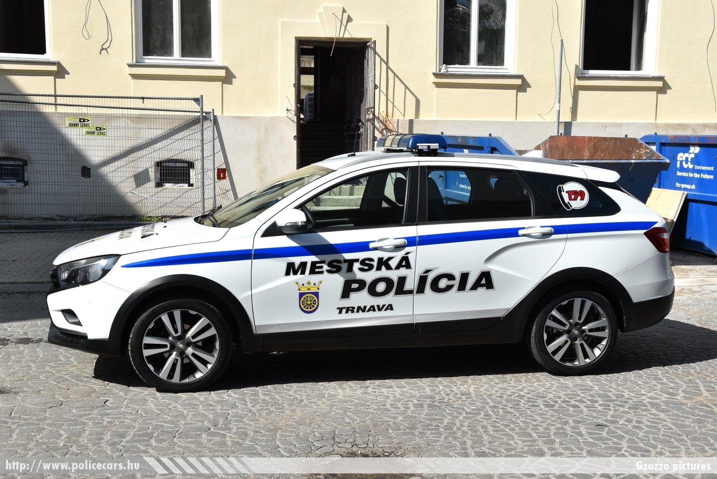 Lada Vesta SW Cross, Mestská polícia mesta Trnavy (Municipal police Trnava), fotó: Gzozzo pictures
Keywords: szlovák Szlovákia rendőr rendőrautó rendőrség police policecar Slovakia slovakian