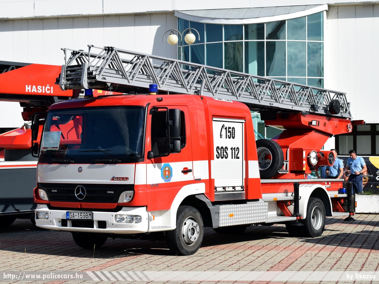 Mercedes Atego 916, fotó: Bbazsa
Keywords: Szlovákia szlovák tûzoltó tûzoltóautó tûzoltóság fire firetruck Slovakia slovakian