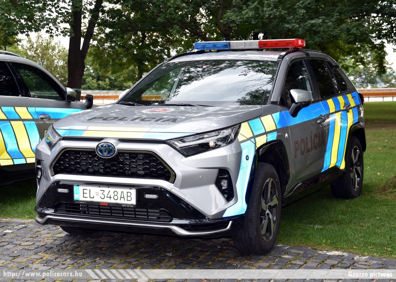 Toyota RAV4 PHEV, Polícia SR, fotó: Gzozzo pictures
Keywords: szlovák Szlovákia rendőr rendőrautó rendőrség police policecar Slovakia slovakian