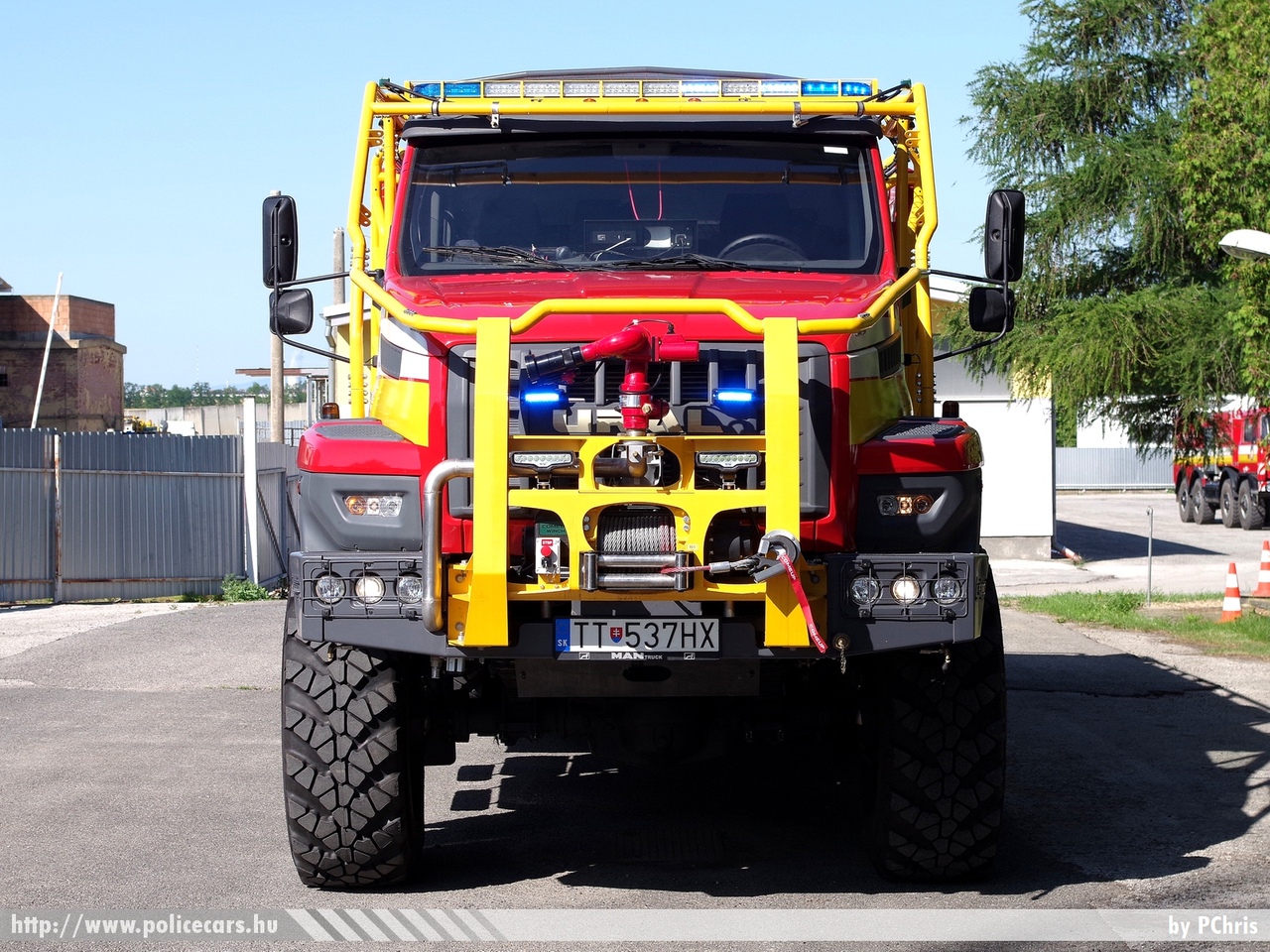 Ural 4320 6x6 CAS 30, Dobrovoľný hasičský zbor Pole Trnava, fotó: PChris
Keywords: Szlovákia szlovák tûzoltó tûzoltóautó tûzoltóság fire firetruck Slovakia slovakian
