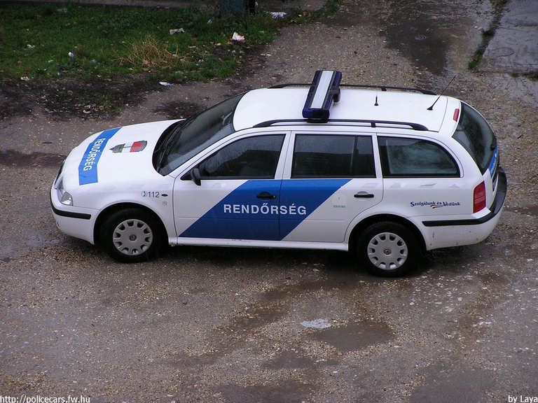 Skoda Octavia, fotó: Laya
Keywords: rendőrautó rendőrség rendőr magyar Magyarország Hungary hungarian police policecar