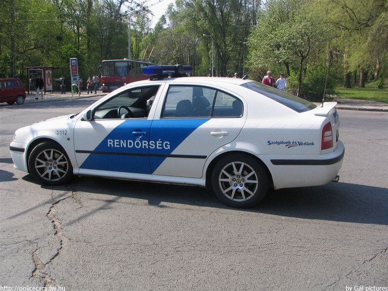 Skoda Octavia, fotó: Gál András
Keywords: rendőrautó rendőrség rendőr magyar Magyarország RB73-11 Hungary hungarian police policecar