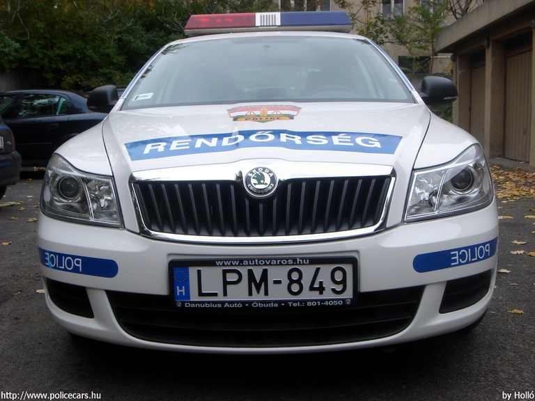 Skoda Octavia II TSi, fotó: Holló
Keywords: rendőr rendőrautó rendőrség magyar Magyarország LPM-849 Hungary hungarian police policecar