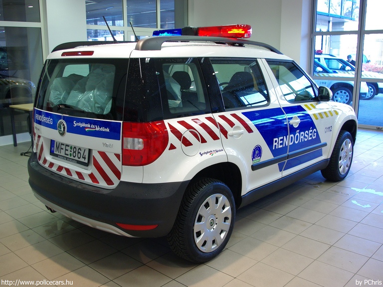 Skoda Yeti, fotó: PChris
Keywords: rendőrség rendőr rendőrautó magyar Magyarország MFE-864 Hungary hungarian police policecar